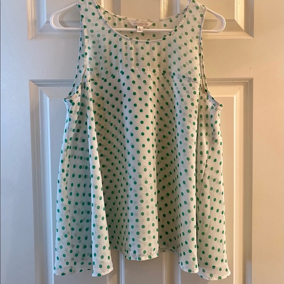 Charming Charlie, white & green polka dot, tank - Picture 4 of 7